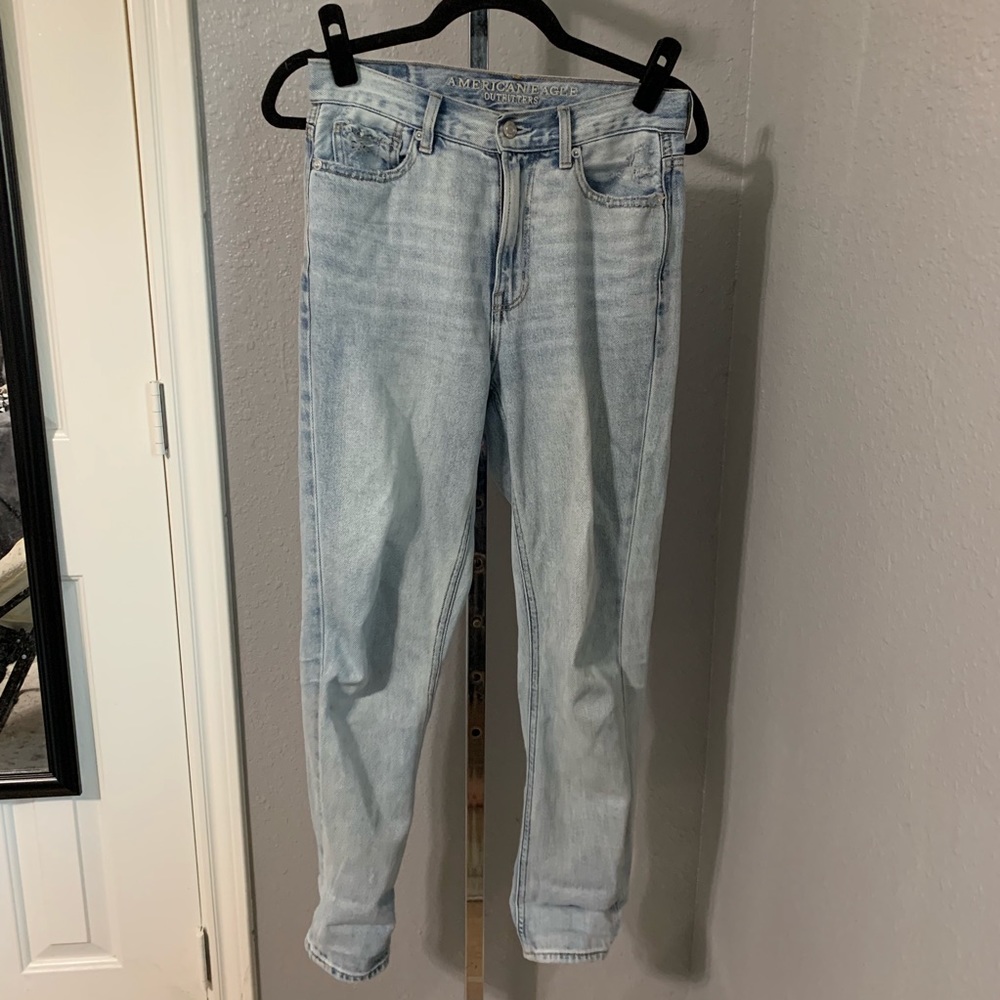 American Eagle Mom Jeans